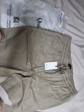 Quince Drawstring Casual Shorts in Sand Dune
